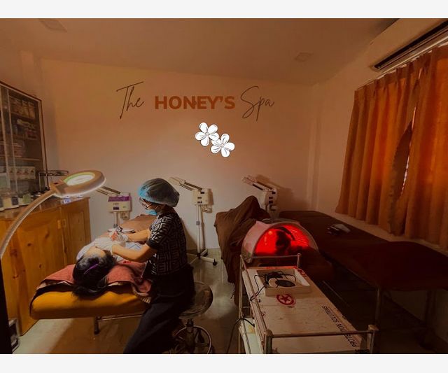 The Honeys Spa 2